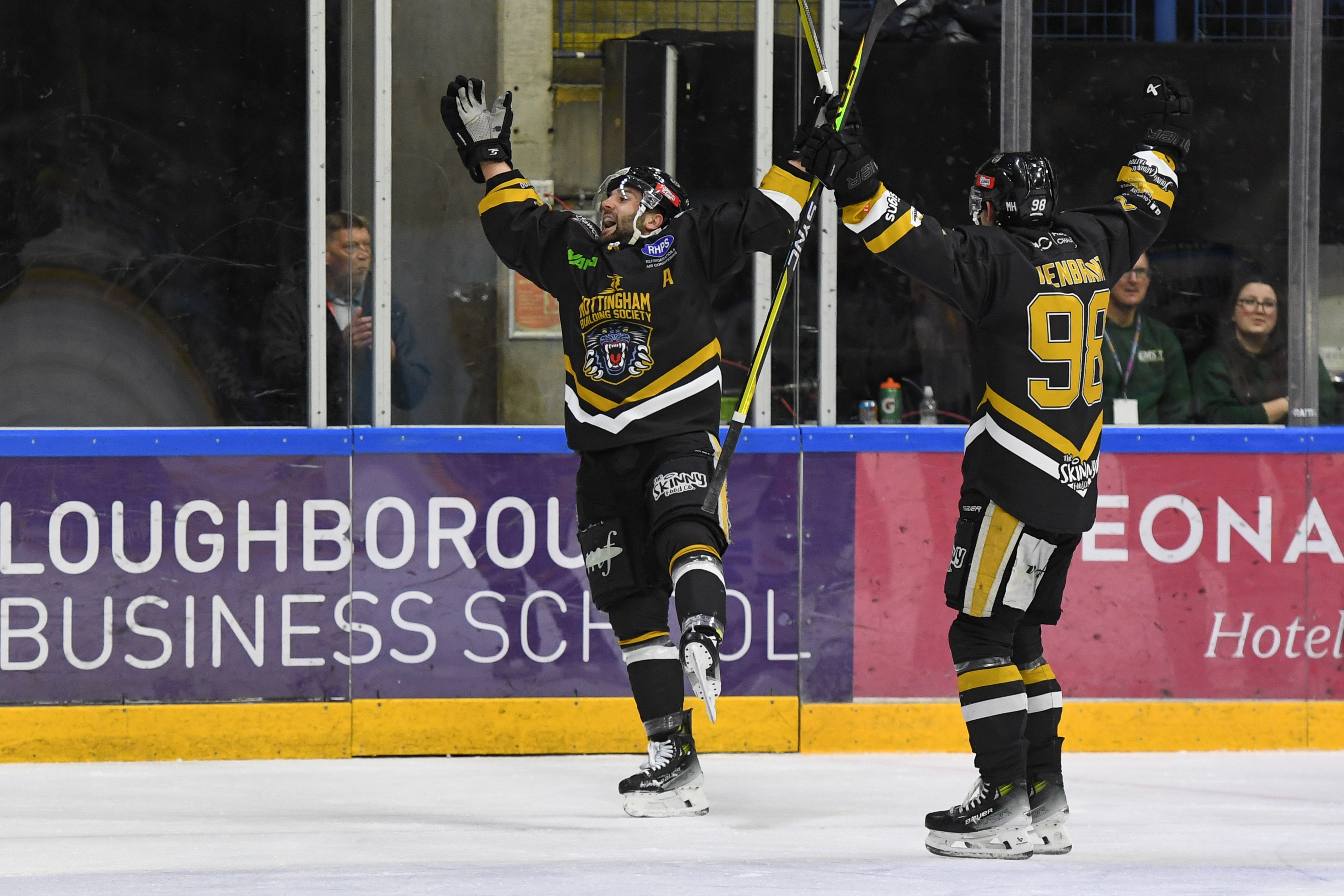 THE PLAYOFF PUSH CONTINUES ON MONDAY Top Image