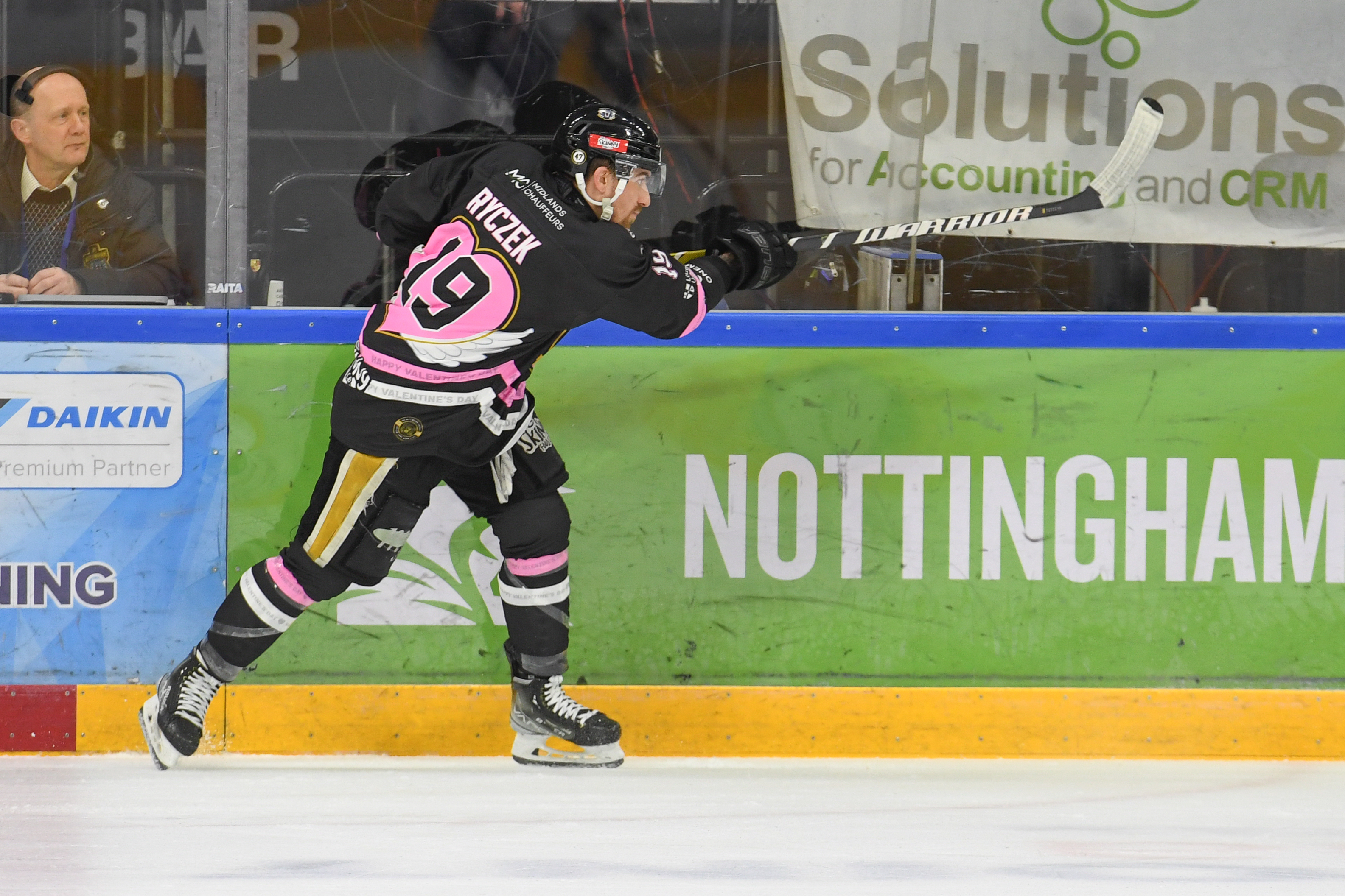 PANTHERS ON IN THE GAME THIS EVENING Top Image