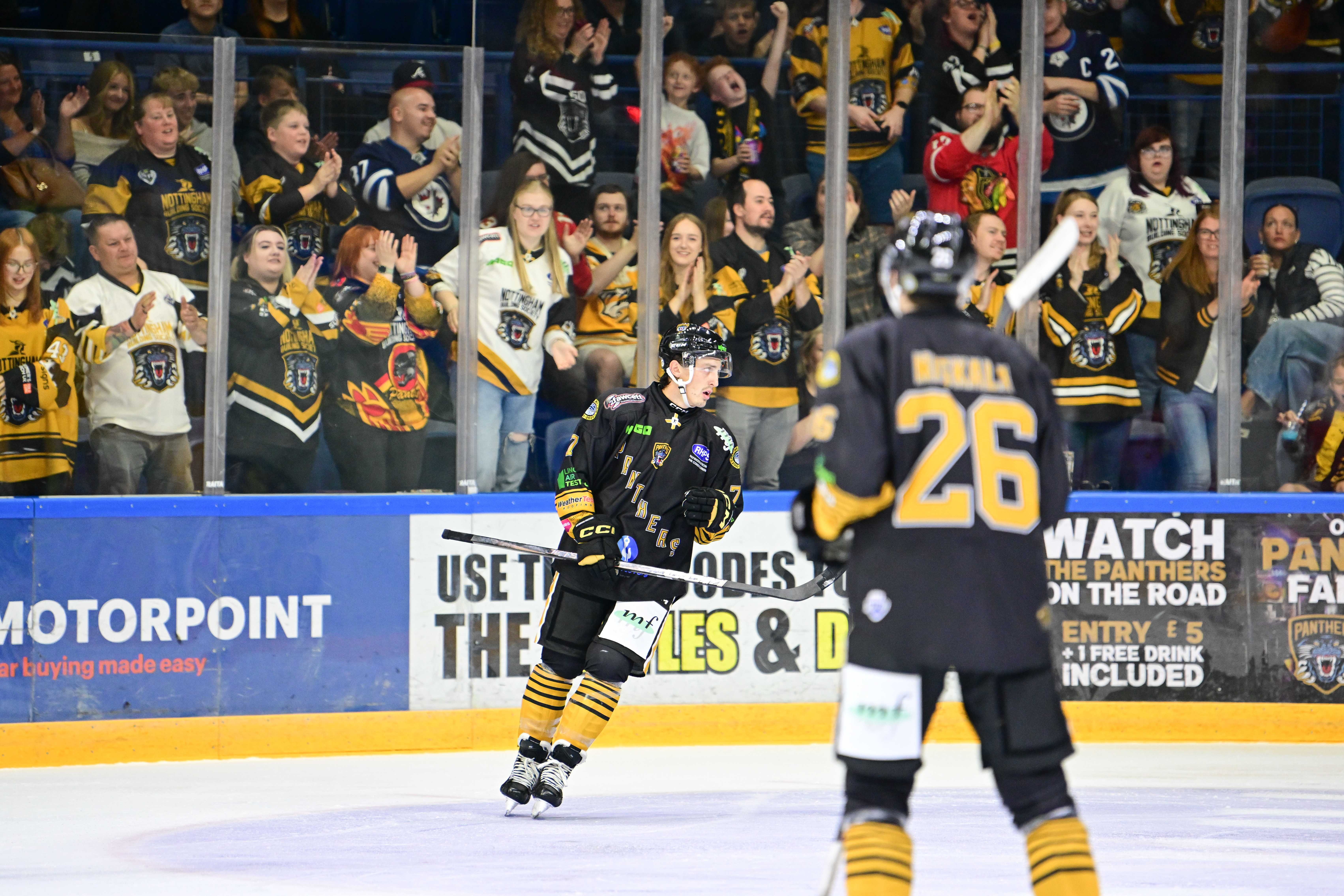 ZECH CONTINUES RECOVERY AND RETURNS TO THE ICE Top Image