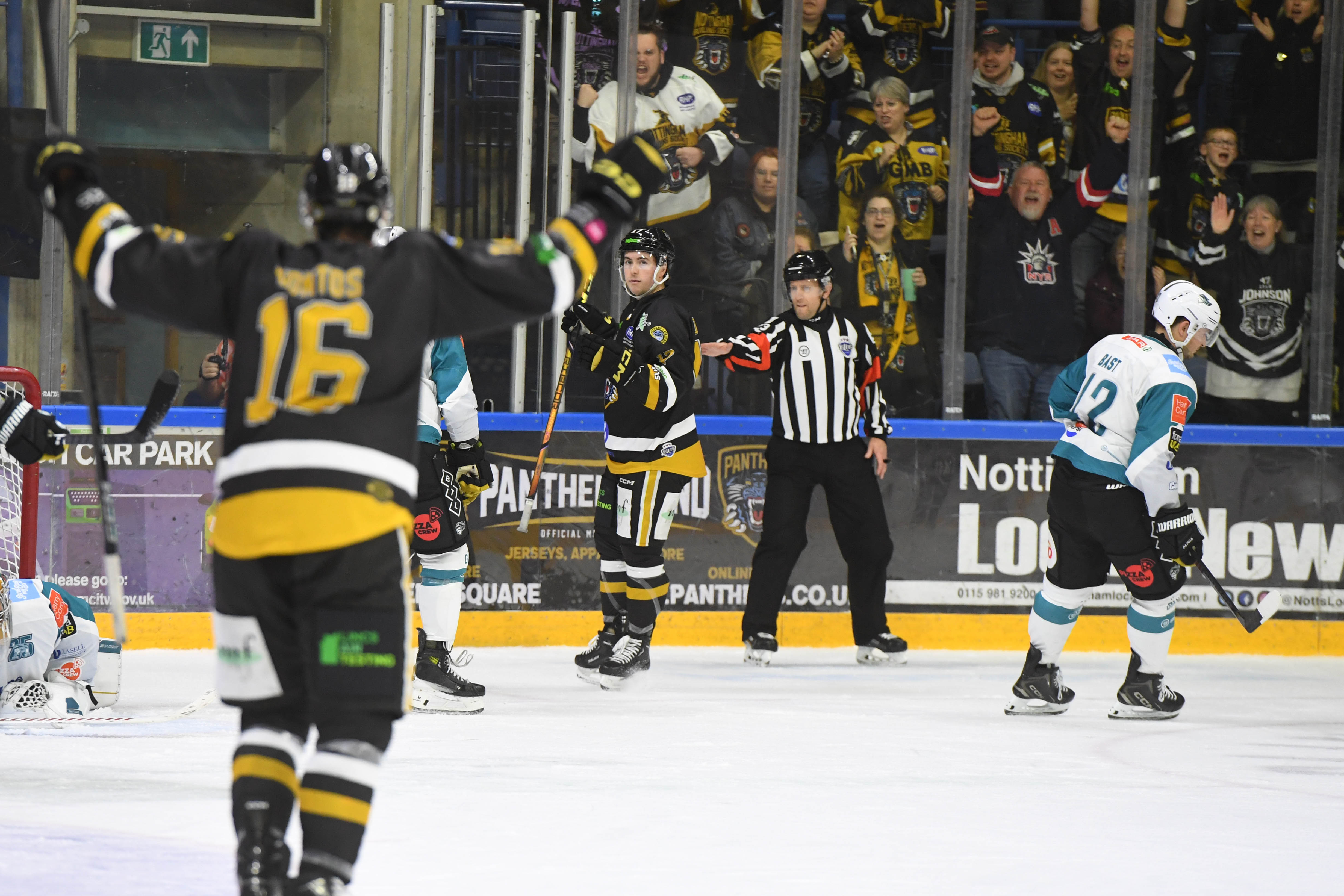 HUGE WEEK FOR PANTHERS IN TITLE CHASE Top Image