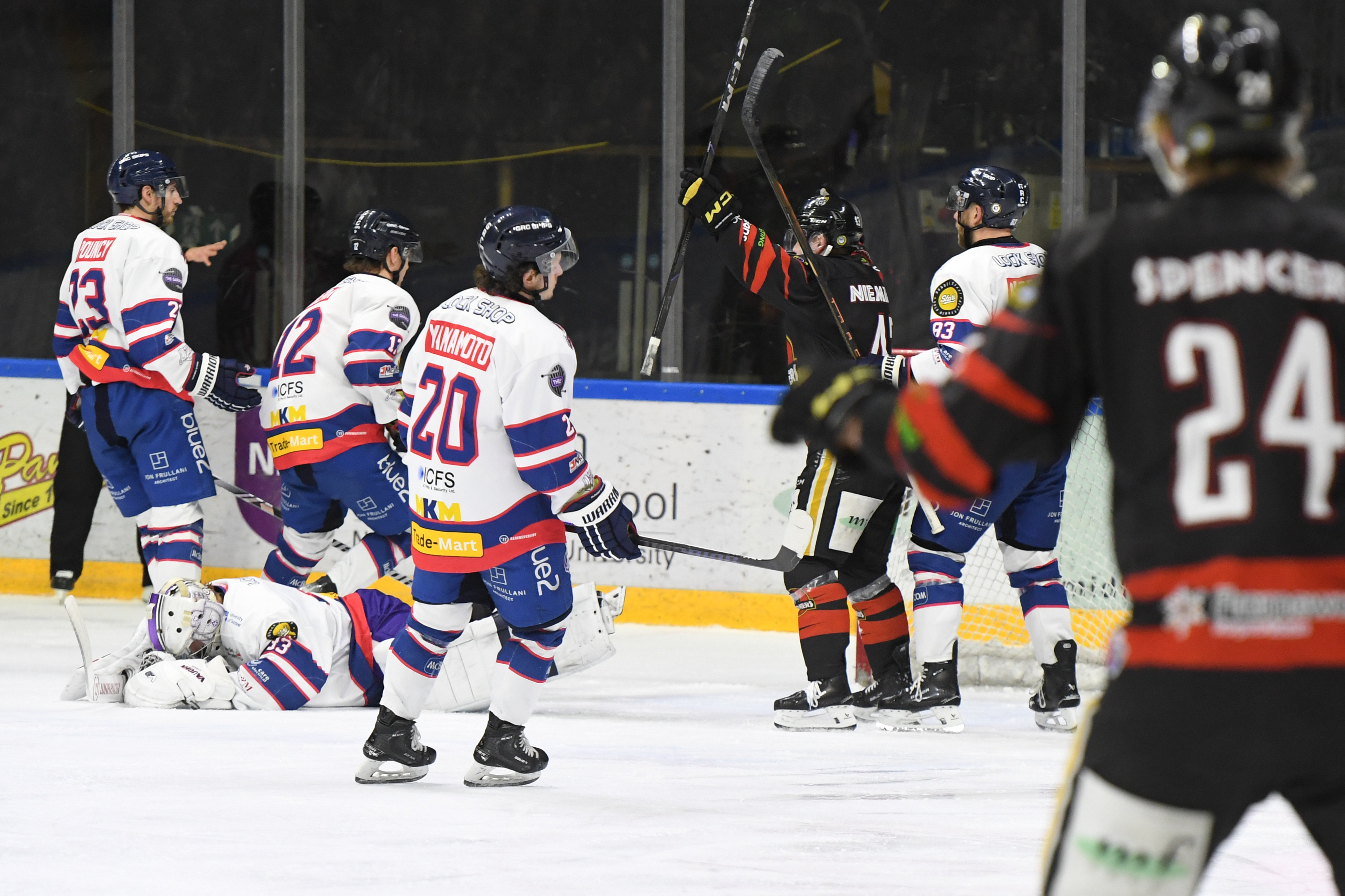 HIGHLIGHTS OF 4-0 WIN OVER DUNDEE Top Image