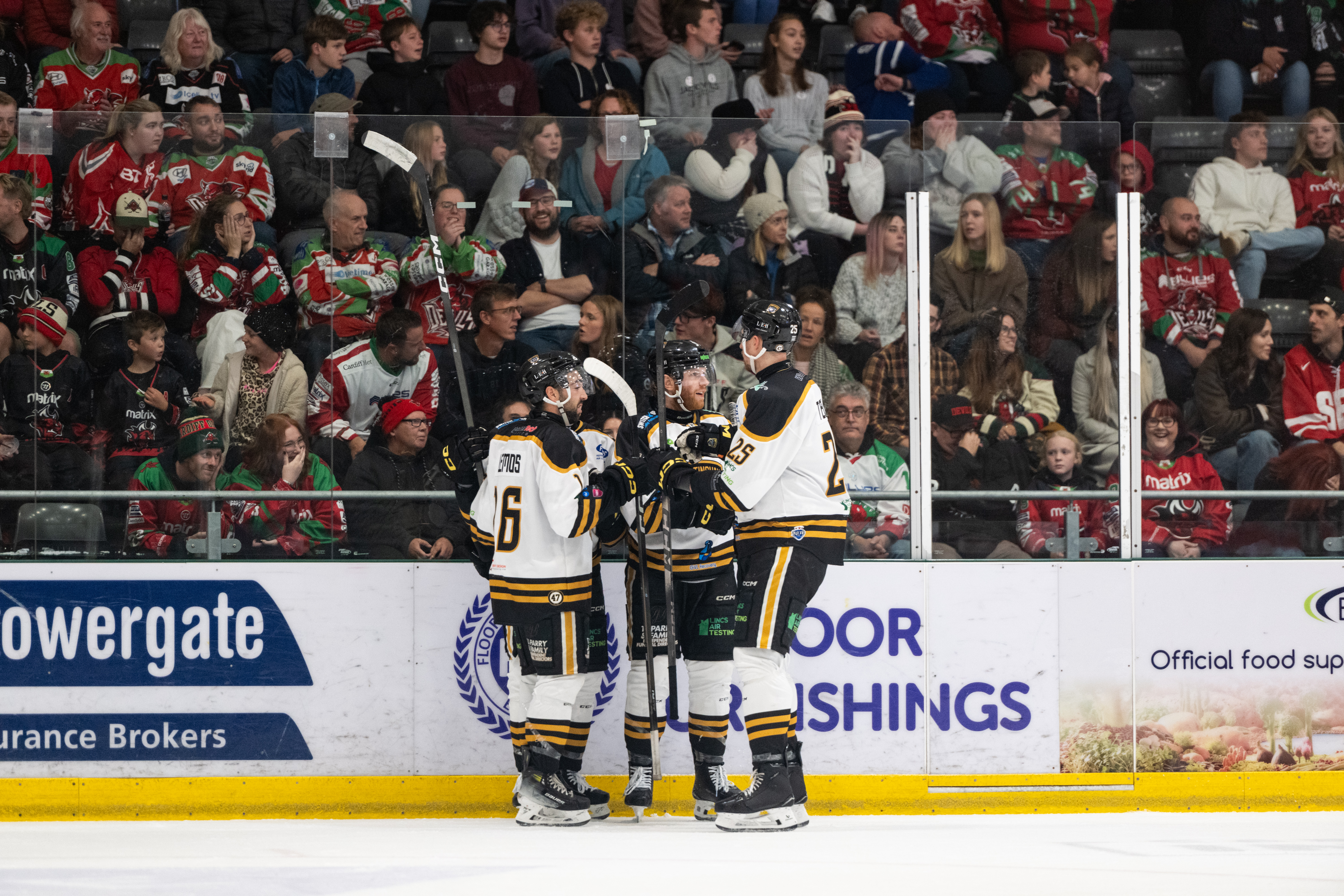 DEVILS ON SUNDAY IN HOME LEAGUE OPENER Top Image