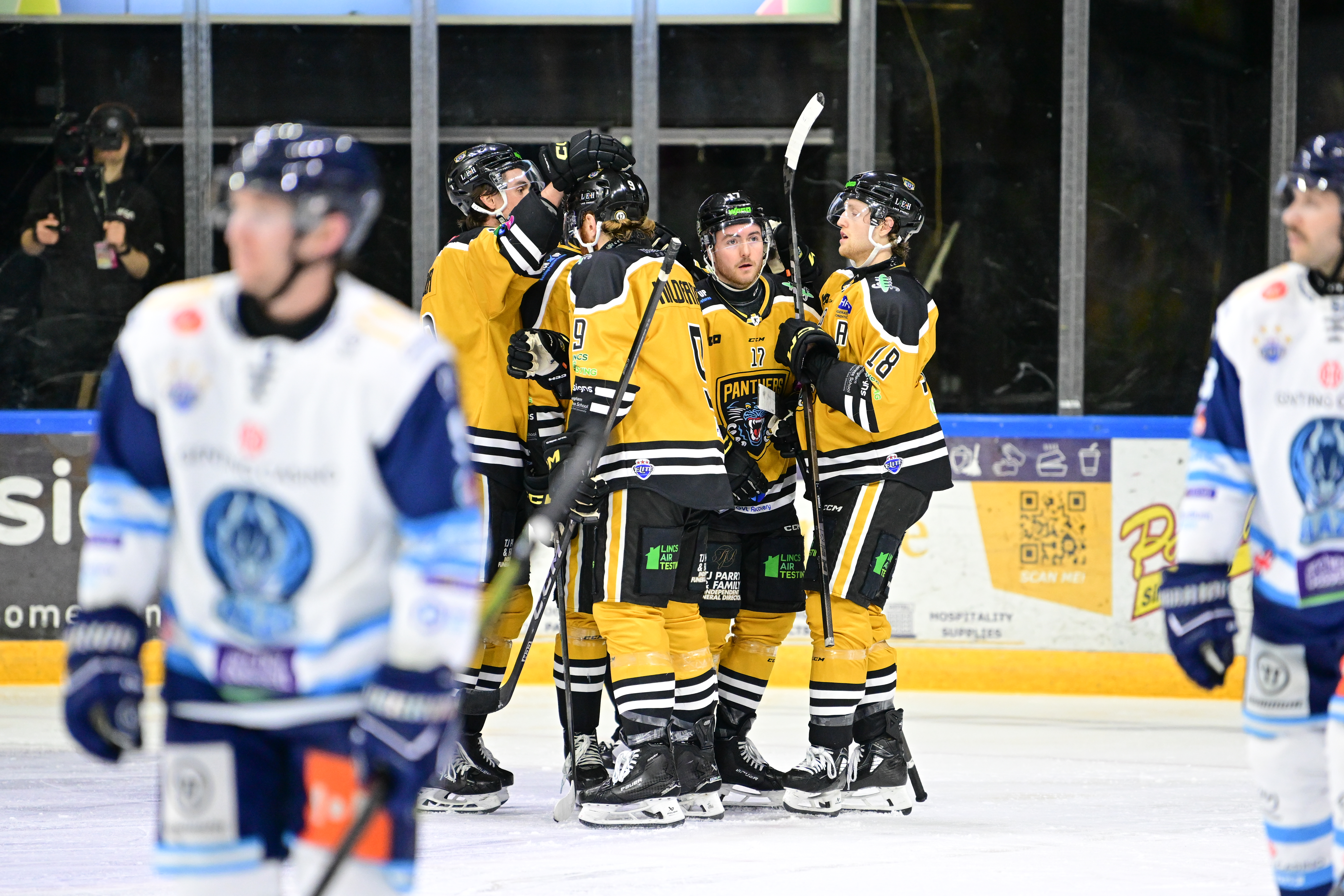 DOUBLE-HEADER HOME WEEKEND AGAINST GIANTS AND BLAZE Top Image