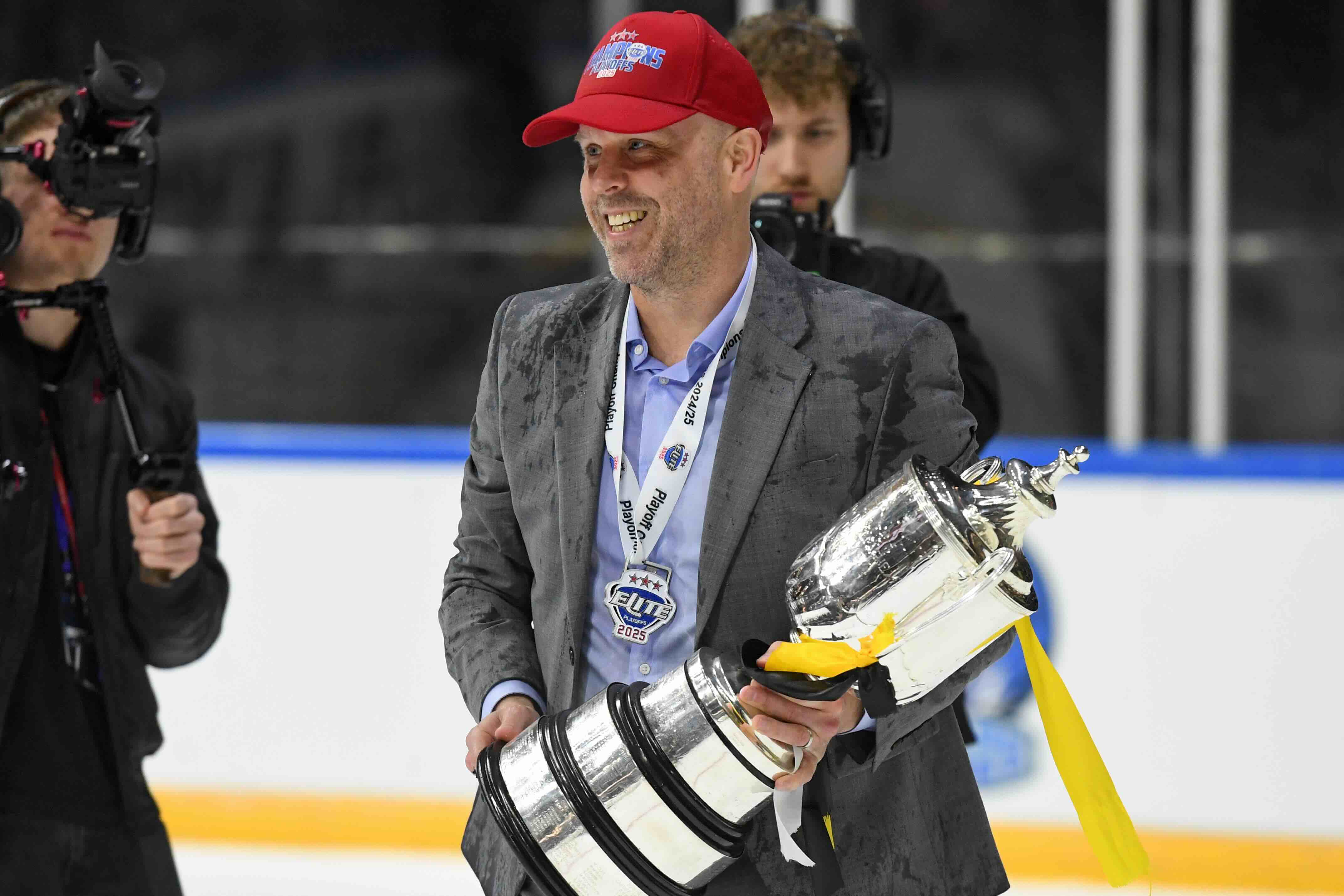 STEWY PREVIEWS PLAYOFF QUARTER-FINAL Top Image