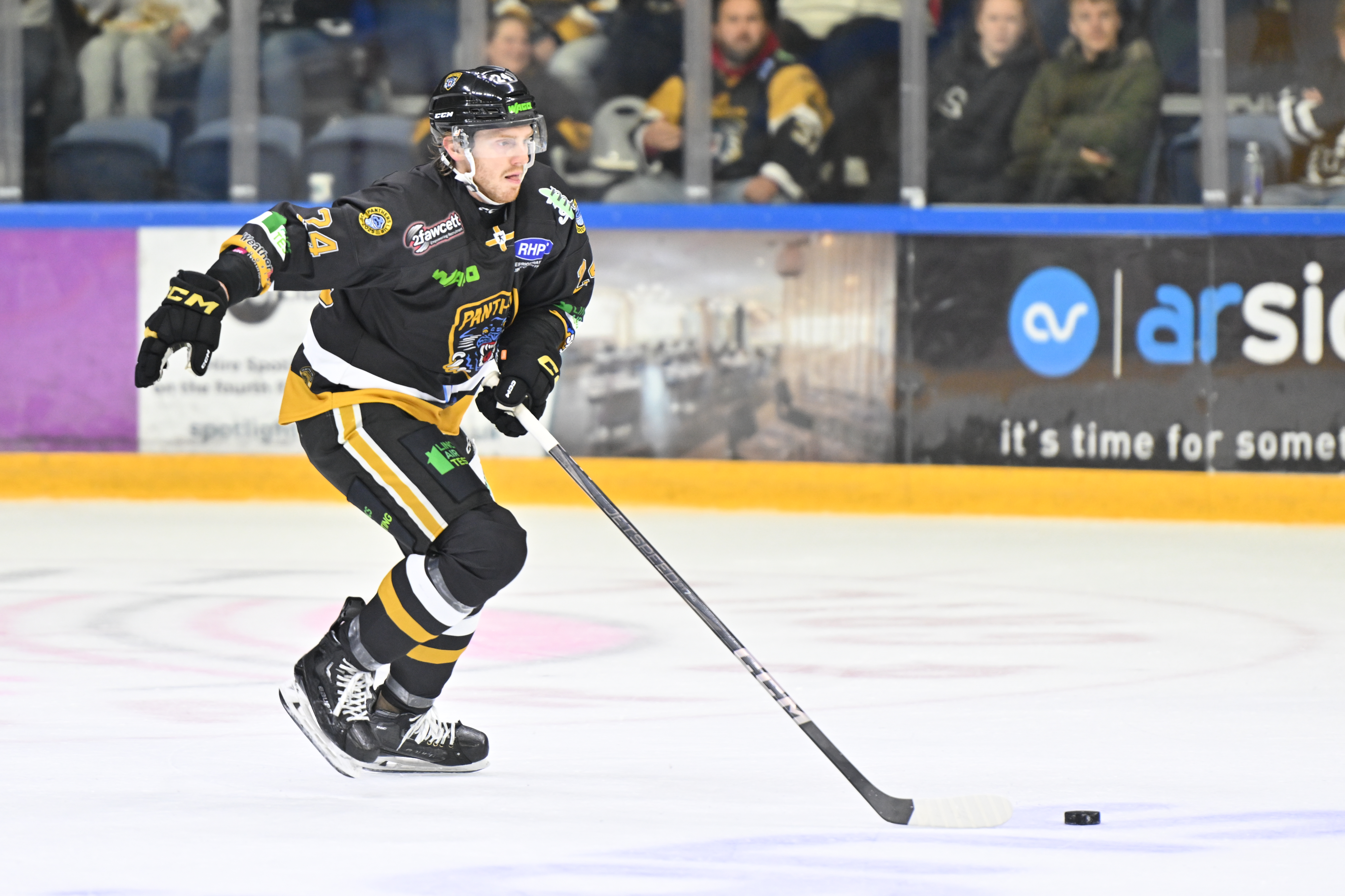 PANTHERS TV: SPENCER ON SIGNING NEW DEAL Top Image