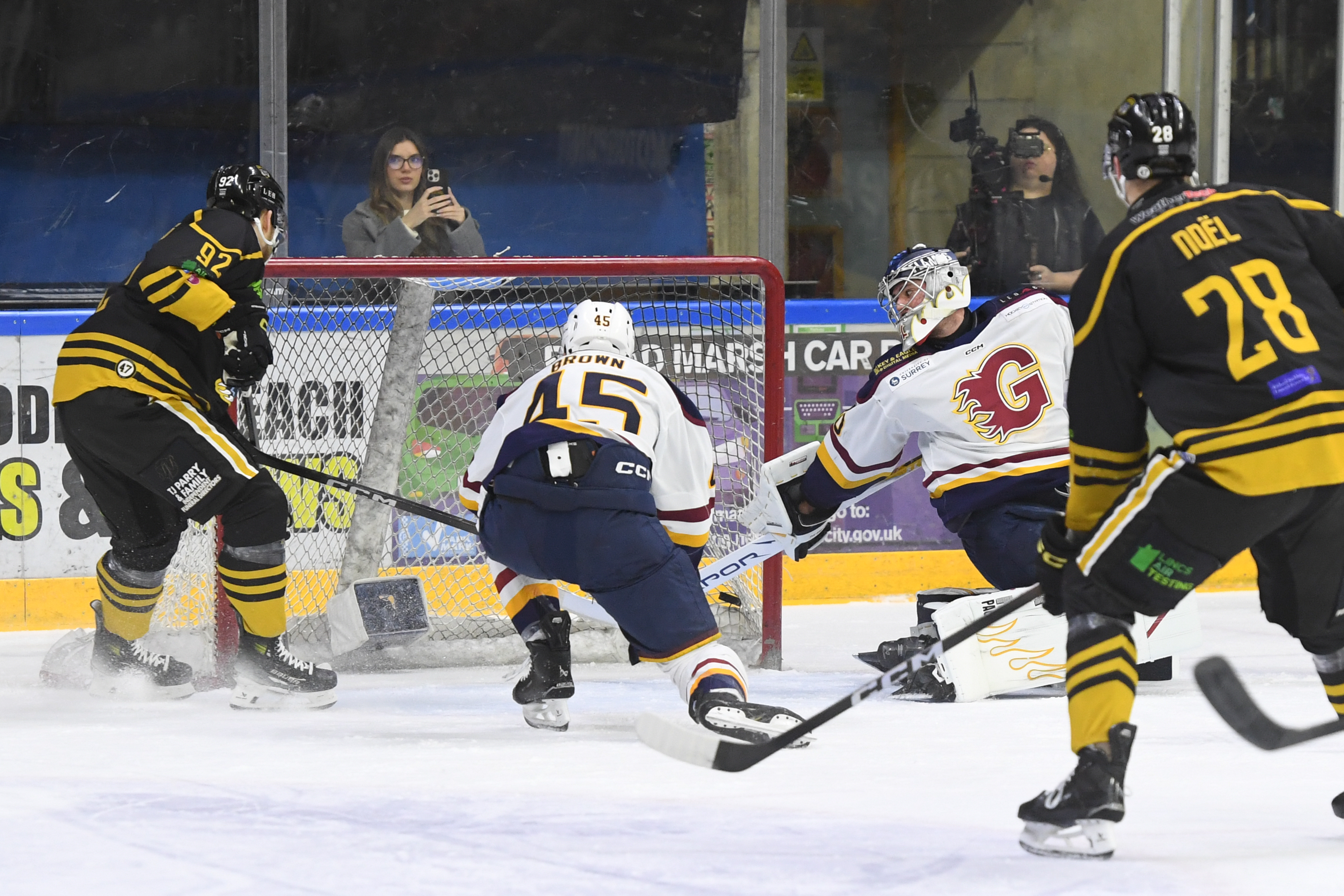 LIMITED TICKETS REMAIN FOR STARS ON SATURDAY Top Image