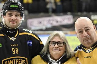 SUNDAY'S BIRTHDAYS AND WINNING NUMBERS