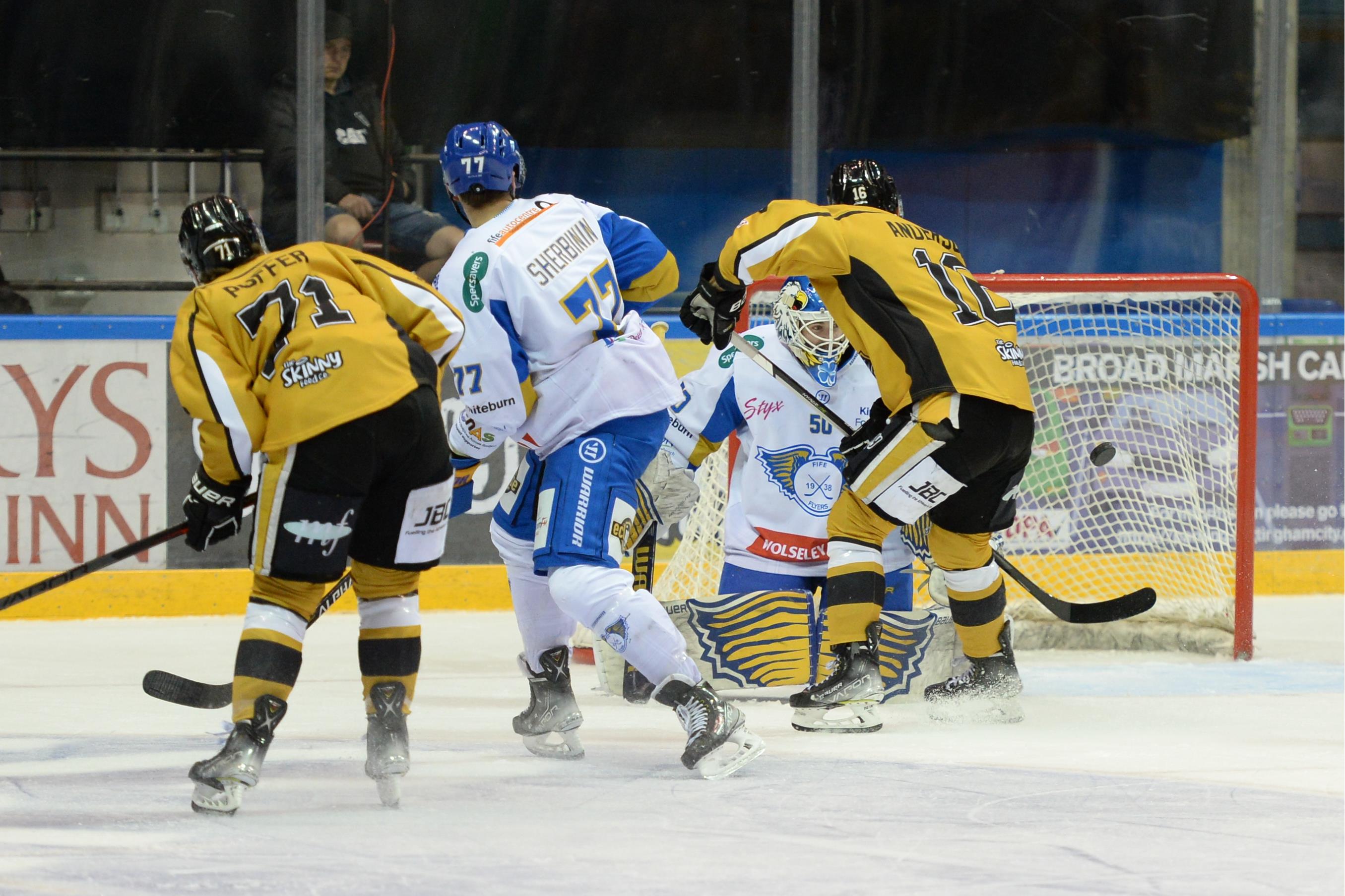PANTHERS PREPARE FOR FLYERS ON FRIDAY Top Image