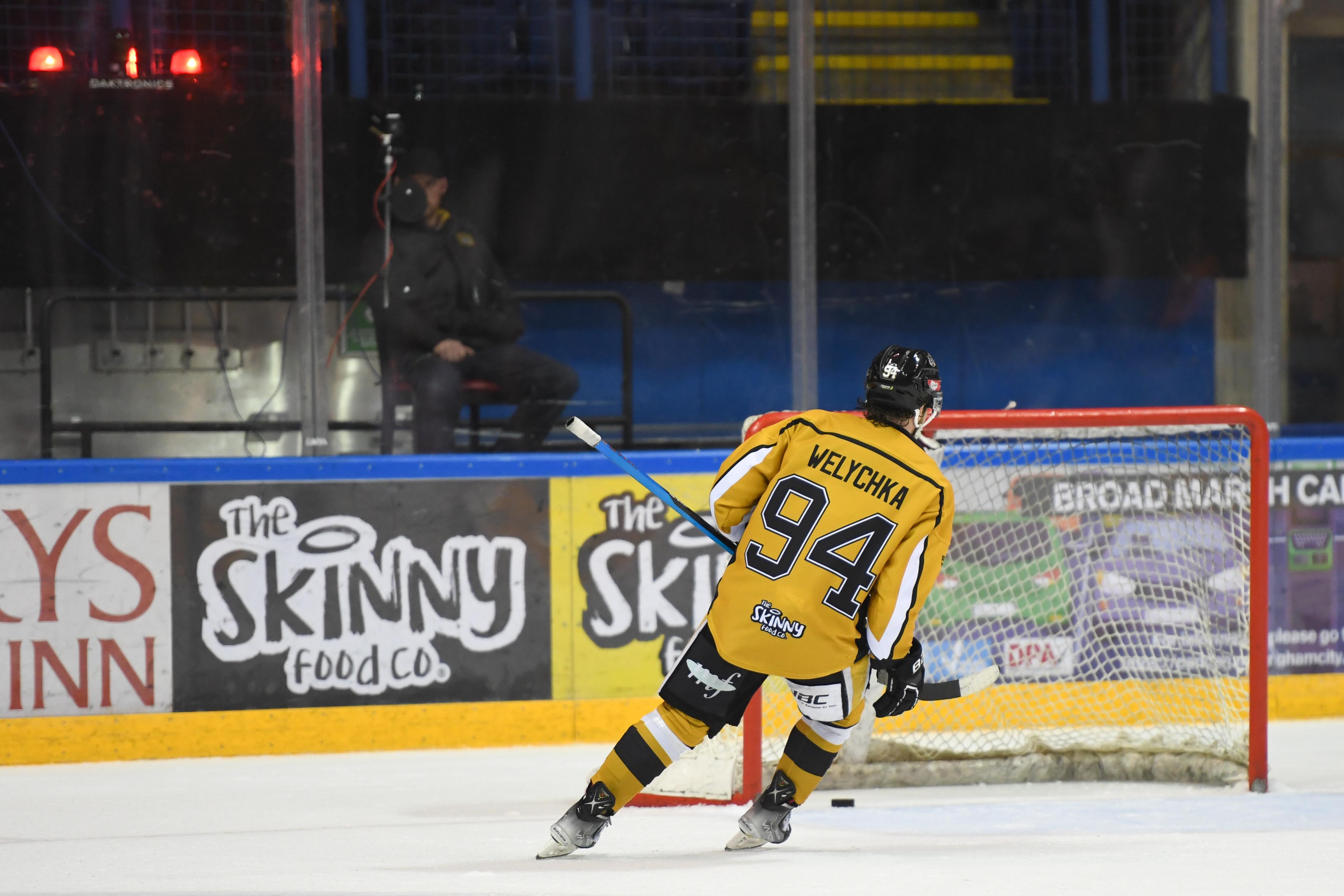 WELYCHKA CHATS TO PANTHERS TV Top Image