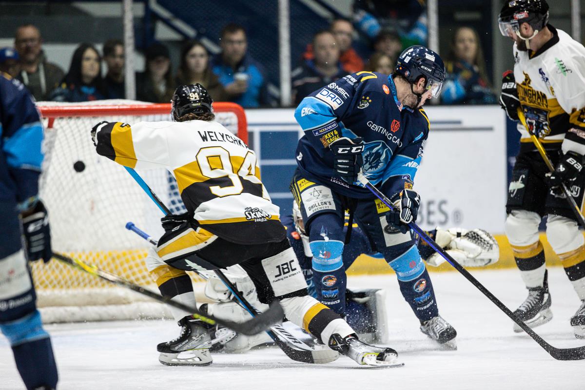 MATCH REPORT: BLAZE 6-3 PANTHERS Top Image